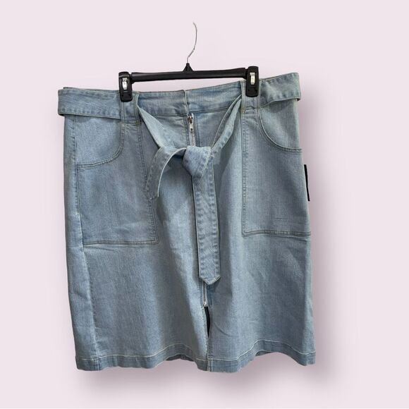NWT Eloquii zip front tie waist light wash jean skirt size 18 - Picture 1 of 8